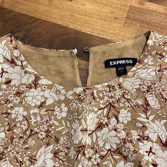 Express blouse very clean - Picture 2 of 5